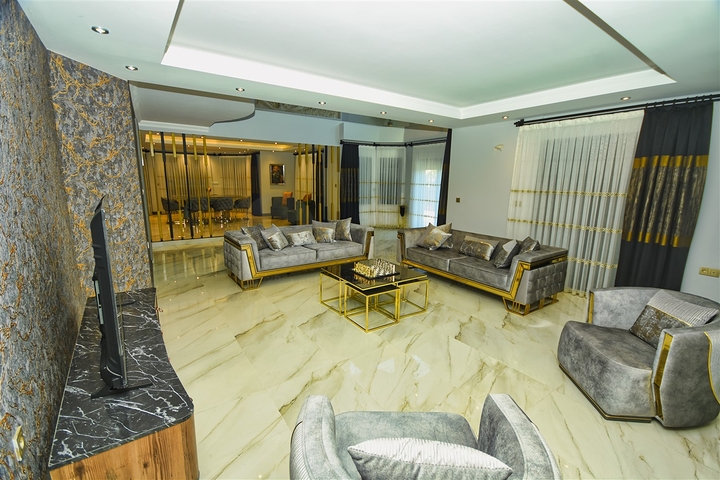 Вилла планировки 7+1 в районе Белек - Анталия 