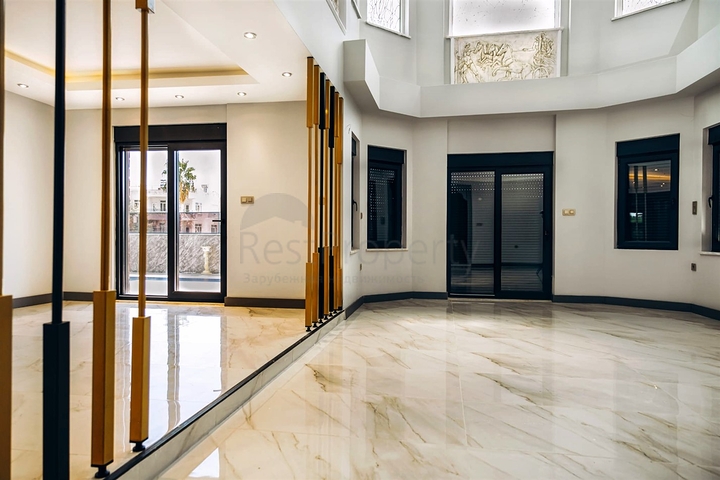 Вилла планировки 7+1 в районе Белек - Анталия 