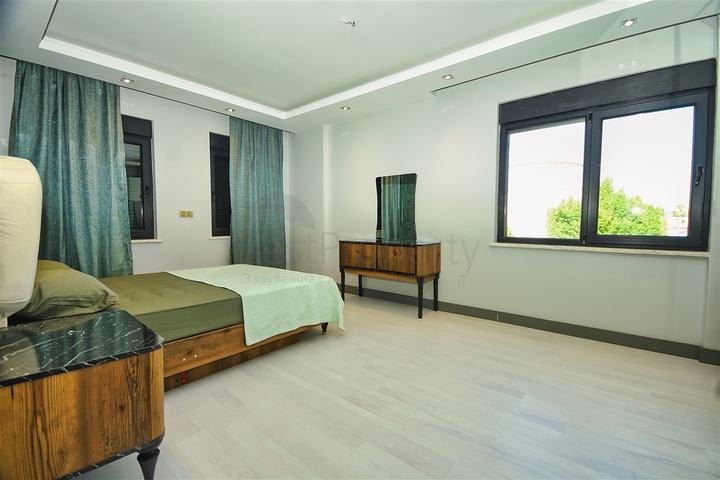 Вилла планировки 7+1 в районе Белек - Анталия 