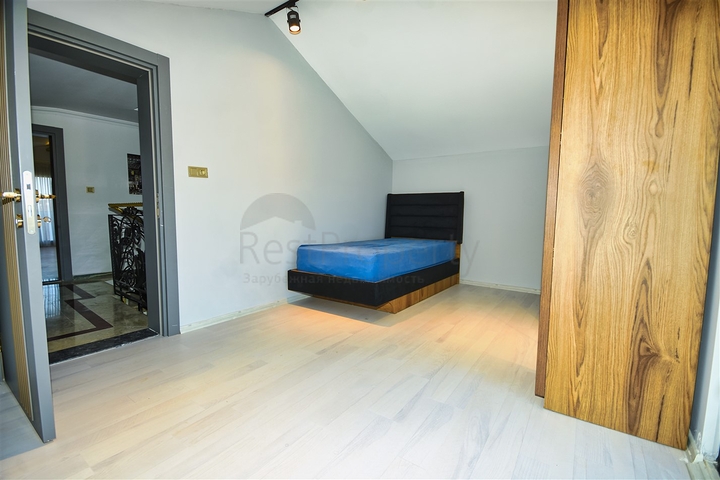 Вилла планировки 7+1 в районе Белек - Анталия 