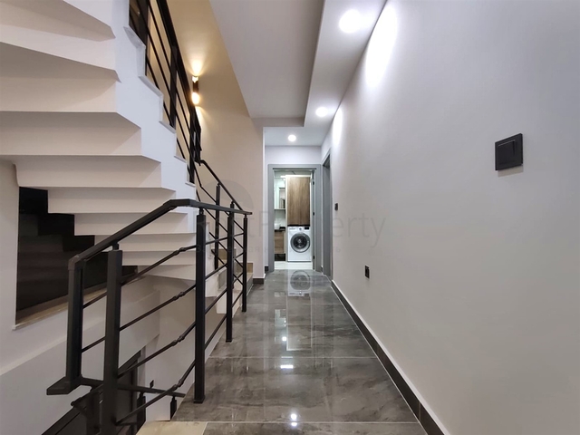 Вилла планировки 4+1 в микрорайоне Кадрие - Анталия 