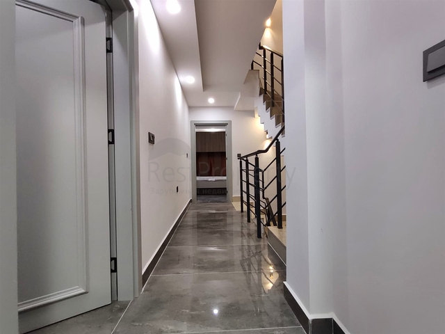 Вилла планировки 4+1 в микрорайоне Кадрие - Анталия 