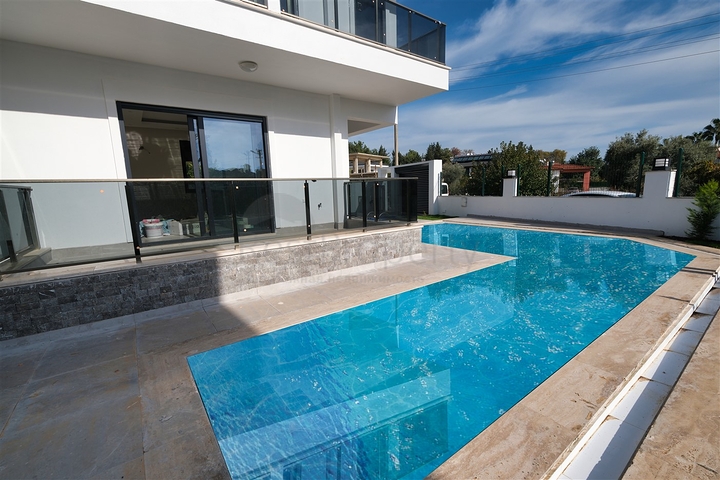 Вилла планировки 3+1 в районе Кемер - Анталия 