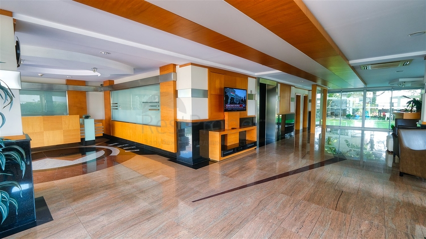 Квартира планировки 3+1 в районе Ешилбахче города Анталия 