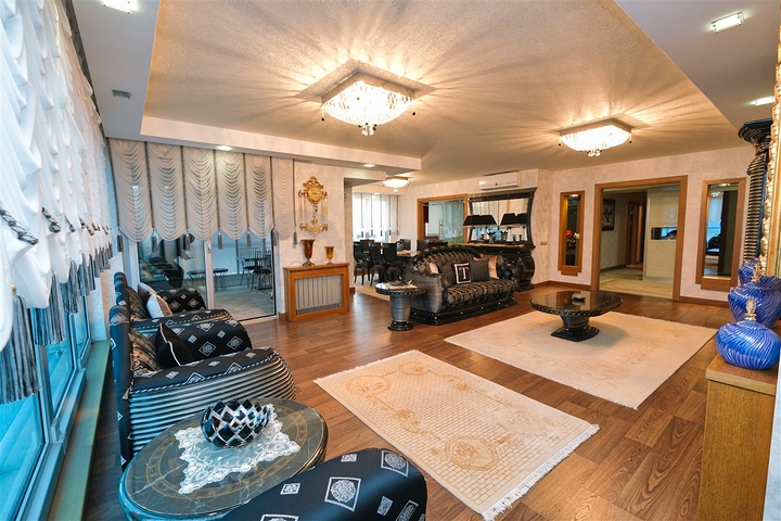 Квартира планировки 3+1 в районе Ешилбахче города Анталия 