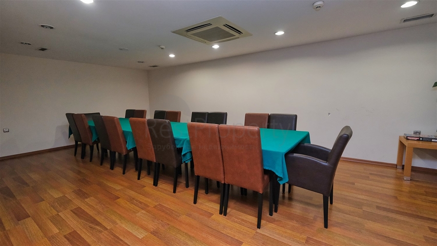 Квартира планировки 3+1 в районе Ешилбахче города Анталия 