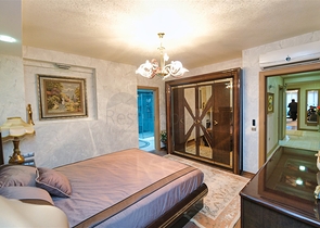 Квартира планировки 3+1 в районе Ешилбахче города Анталия 