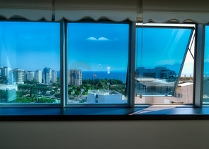 Квартира планировки 3+1 в районе Ешилбахче города Анталия 