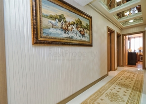 Квартира планировки 3+1 в районе Ешилбахче города Анталия 