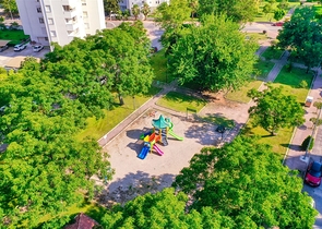 Квартира планировки 3+1 в районе Ешилбахче города Анталия 