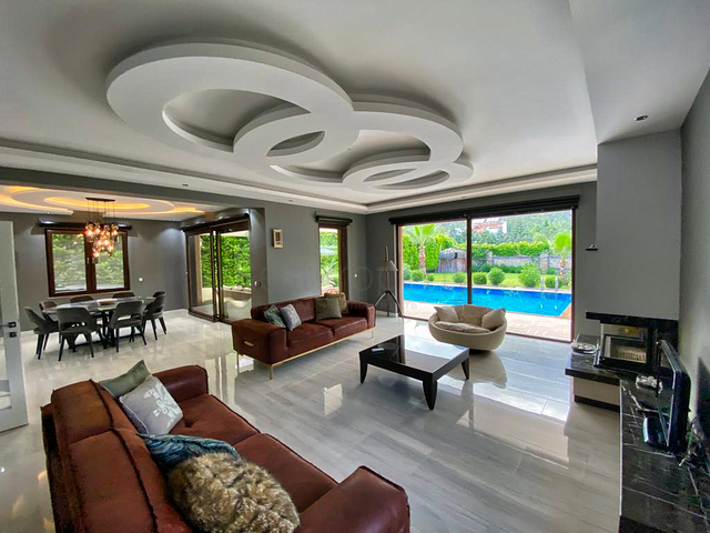 Вилла планировки 4+1 в районе Кемер - Анталия 