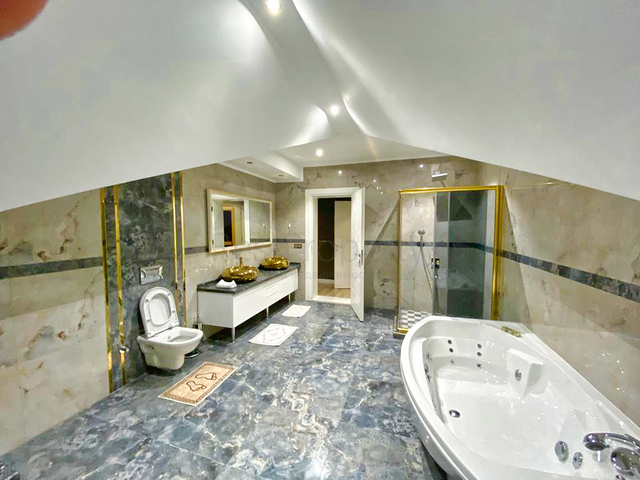 Вилла планировки 4+1 в районе Кемер - Анталия 