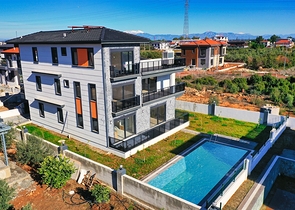 Вилла планировки 5+1 в районе Дошемеалты - Анталия 