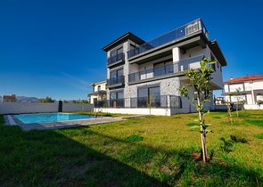 Вилла планировки 5+1 в районе Дошемеалты - Анталия 