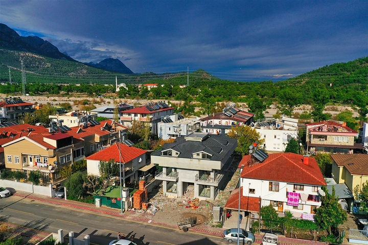 Квартира планировки 3+1 в районе Кемер - Анталия 