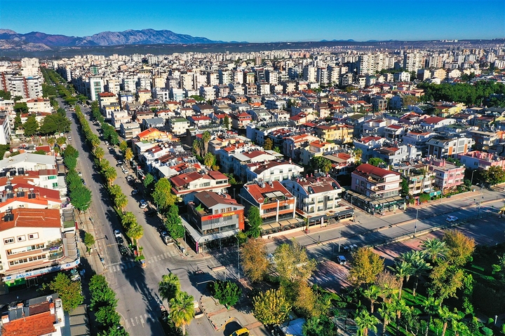 Квартира планировки 2+1 в микрорайоне Алтынкум - Анталия 