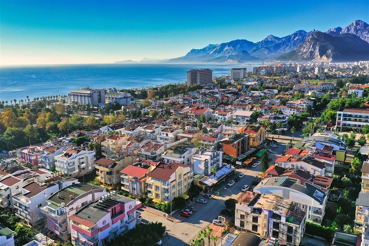 Квартира планировки 2+1 в микрорайоне Алтынкум - Анталия 