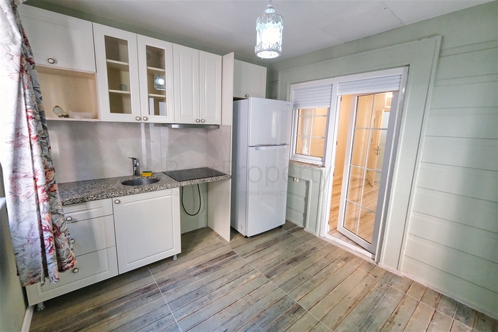 Квартира планировки 2+1 в микрорайоне Алтынкум - Анталия 