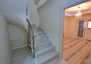 Квартира планировки 2+1 в микрорайоне Алтынкум - Анталия 