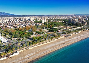 Квартира планировки 2+1 в микрорайоне Алтынкум - Анталия 