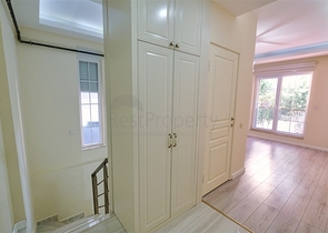 Квартира планировки 2+1 в микрорайоне Алтынкум - Анталия 