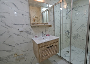 Квартира планировки 2+1 в микрорайоне Алтынкум - Анталия 