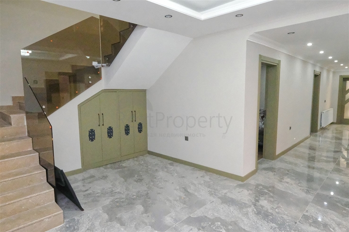 Вилла планировки 7+1 в микрорайоне Айдынлык - Анталия 