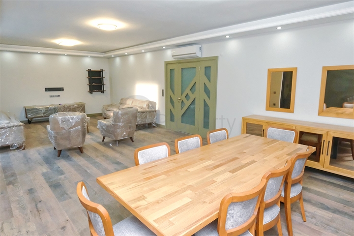 Вилла планировки 7+1 в микрорайоне Айдынлык - Анталия 