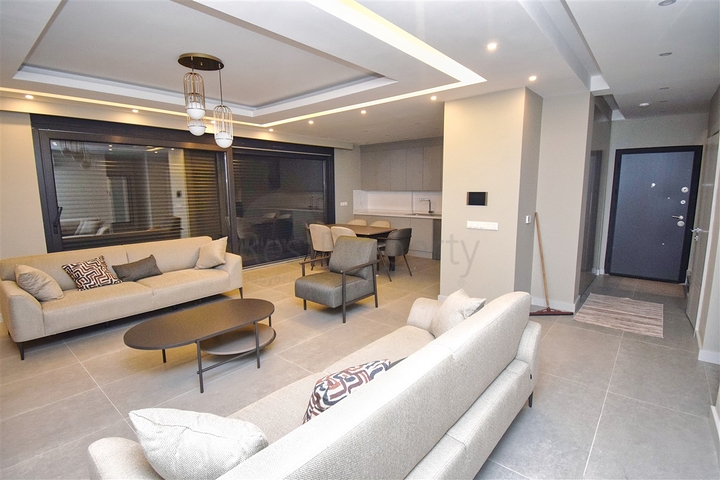 Вилла планировки 4+1 в районе Кемер - Анталия 