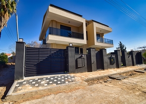 Вилла планировки 3+1 в микрорайоне Эрменек - Анталия 