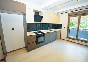 Квартира планировки 3+1 в микрорайоне Зердалик - Анталия 