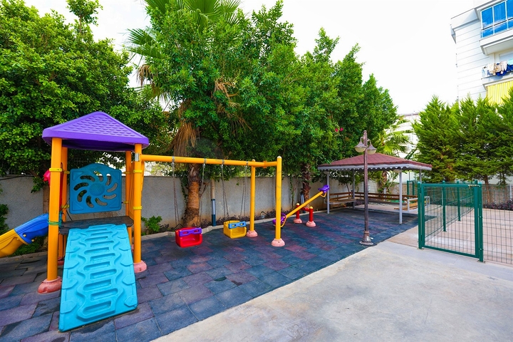 Квартира планировки 2+1 в центре города Анталия 