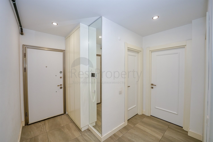 Квартира планировки 2+1 в центре города Анталия 