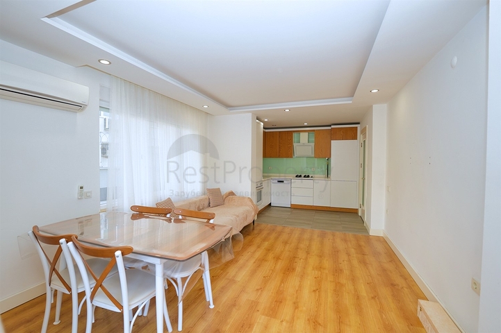 Квартира планировки 2+1 в центре города Анталия 