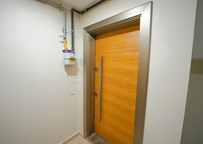 Квартира планировки 2+1 в центре города Анталия 