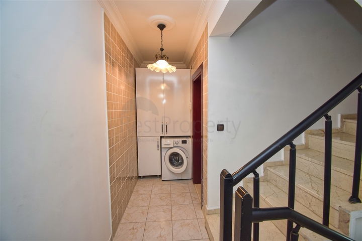 Вилла планировки 4+1 в районе Кемер - Анталия  Вилла планировки 4+1 в районе Кемер - Анталия