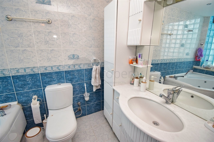 Вилла планировки 4+1 в районе Кемер - Анталия  Вилла планировки 4+1 в районе Кемер - Анталия