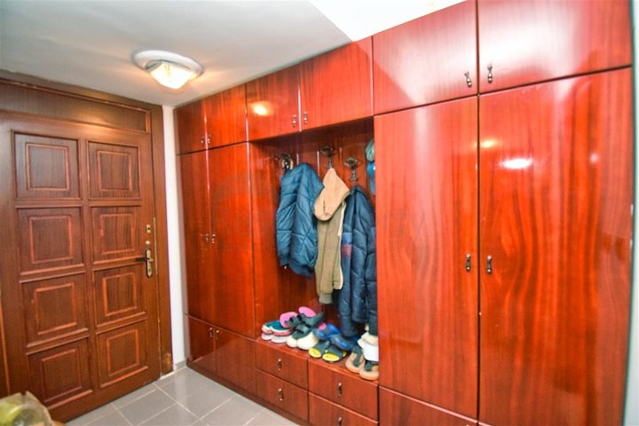 Вилла планировки 4+1 в районе Кемер - Анталия  Вилла планировки 4+1 в районе Кемер - Анталия