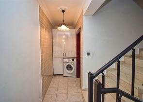 Вилла планировки 4+1 в районе Кемер - Анталия  Вилла планировки 4+1 в районе Кемер - Анталия