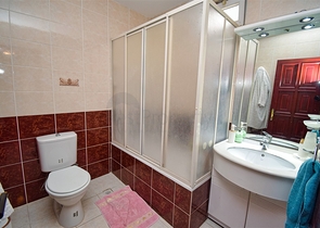 Вилла планировки 4+1 в районе Кемер - Анталия  Вилла планировки 4+1 в районе Кемер - Анталия