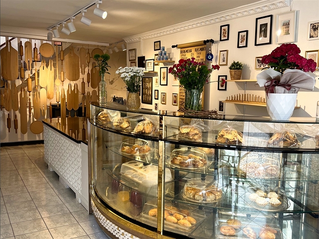 На продажу выставлен действующий бизнес, Ресторан в центтре города Анталия 