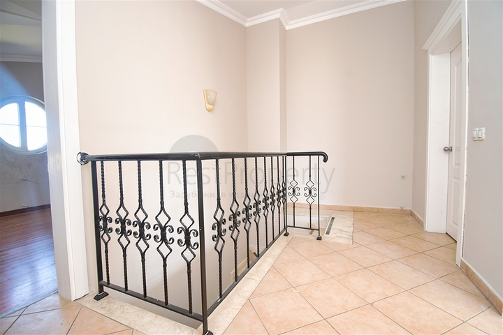 Квартира планировки 6+1 дуплекс в микрорайоне Пынарбашы - Анталия 