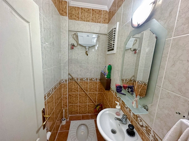 Квартира планировки 3+1 в микрорайоне Алтынкум - Анталия 