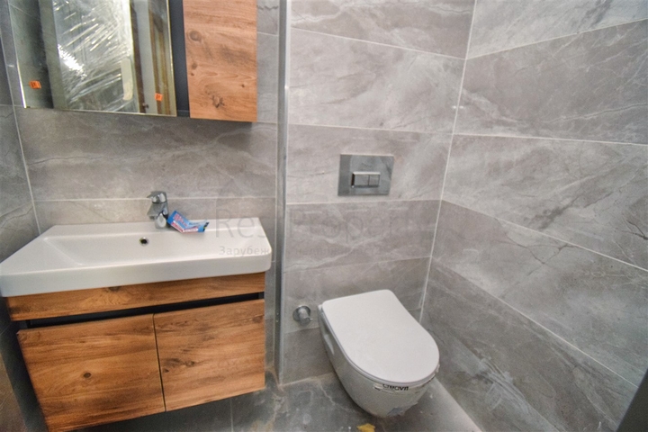 Квартира планировки 2+1 в центре города Анталия 