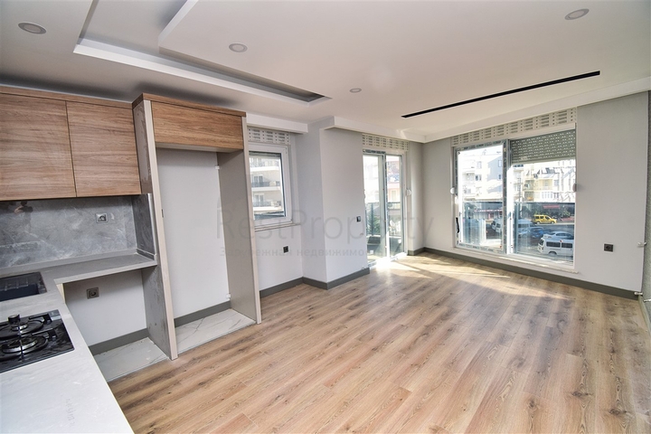 Квартира планировки 2+1 в центре города Анталия 