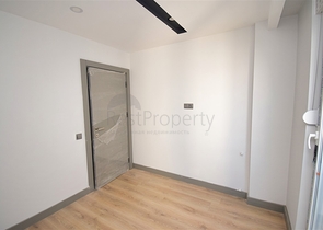 Квартира планировки 2+1 в центре города Анталия 