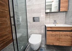 Квартира планировки 2+1 в центре города Анталия 