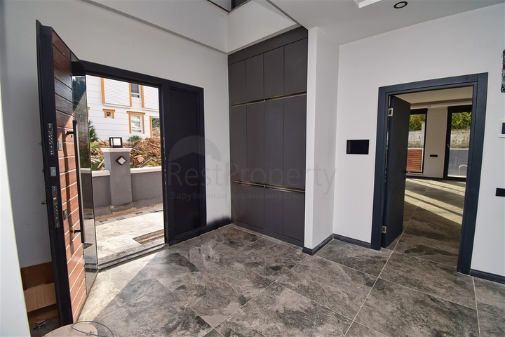 Вилла планировки 4+1 в микрорайоне Эрменек - Анталия 