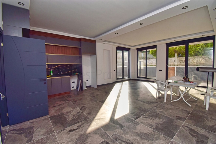 Вилла планировки 4+1 в микрорайоне Эрменек - Анталия 