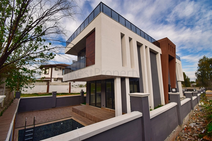 Вилла планировки 4+1 в микрорайоне Эрменек - Анталия 